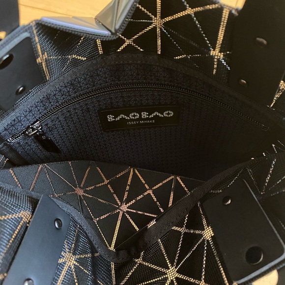 Bao Bao Issey Miyake Platinum Mermaid Tote Purple and Beige 10.75” x 10.75” - Picture 11 of 13